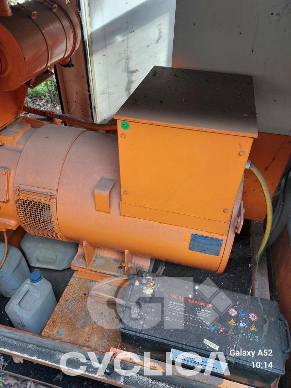 Gruppi elettrogeni  8281SI10.00 520118 - 6