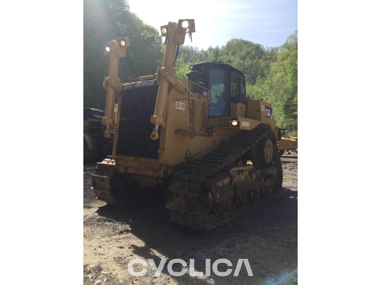 Bulldozer e trattori cingolati  D10T RJG02340 - 1