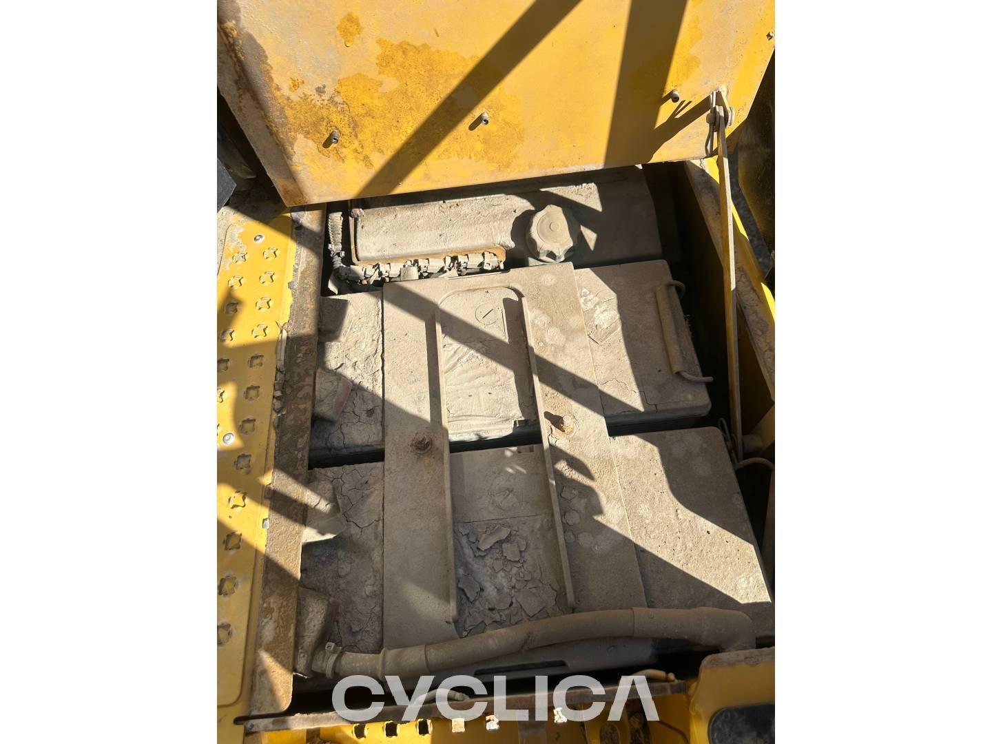Bulldozer e trattori cingolati  D9T REX00494 - 25