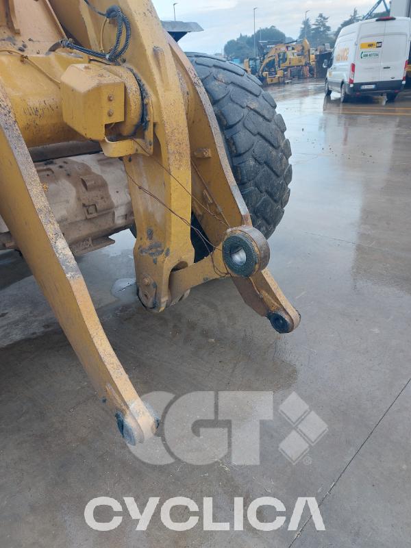 Натоварувачи на тркала  966M MD700433 - 5