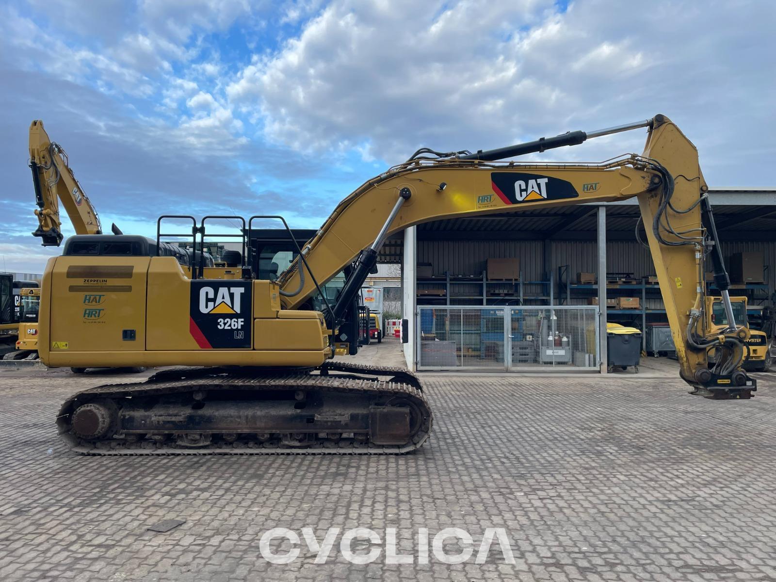 Excavadoras de cadenas  326F HCA20058 - 5