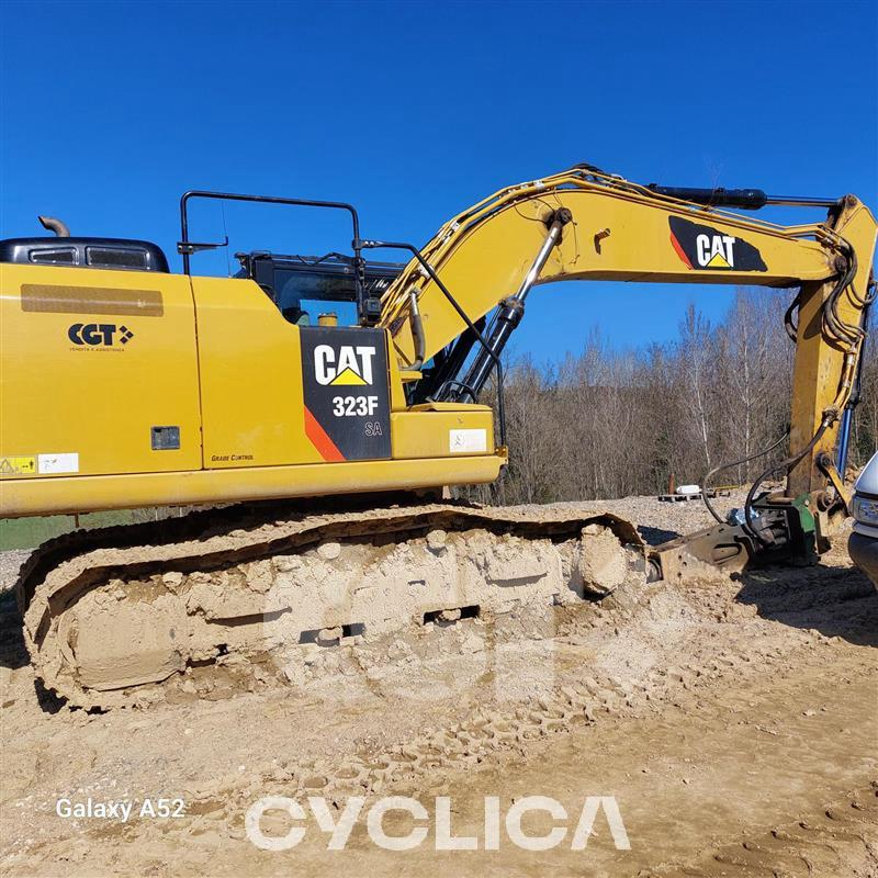 Excavadoras de cadenas  323F SA FA210### - 4