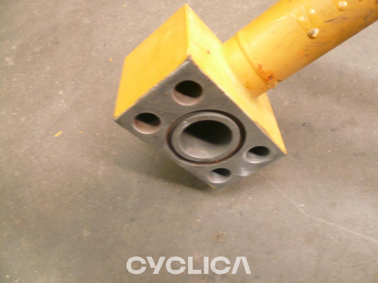 Hydraulic  365B II 1385311 - 2