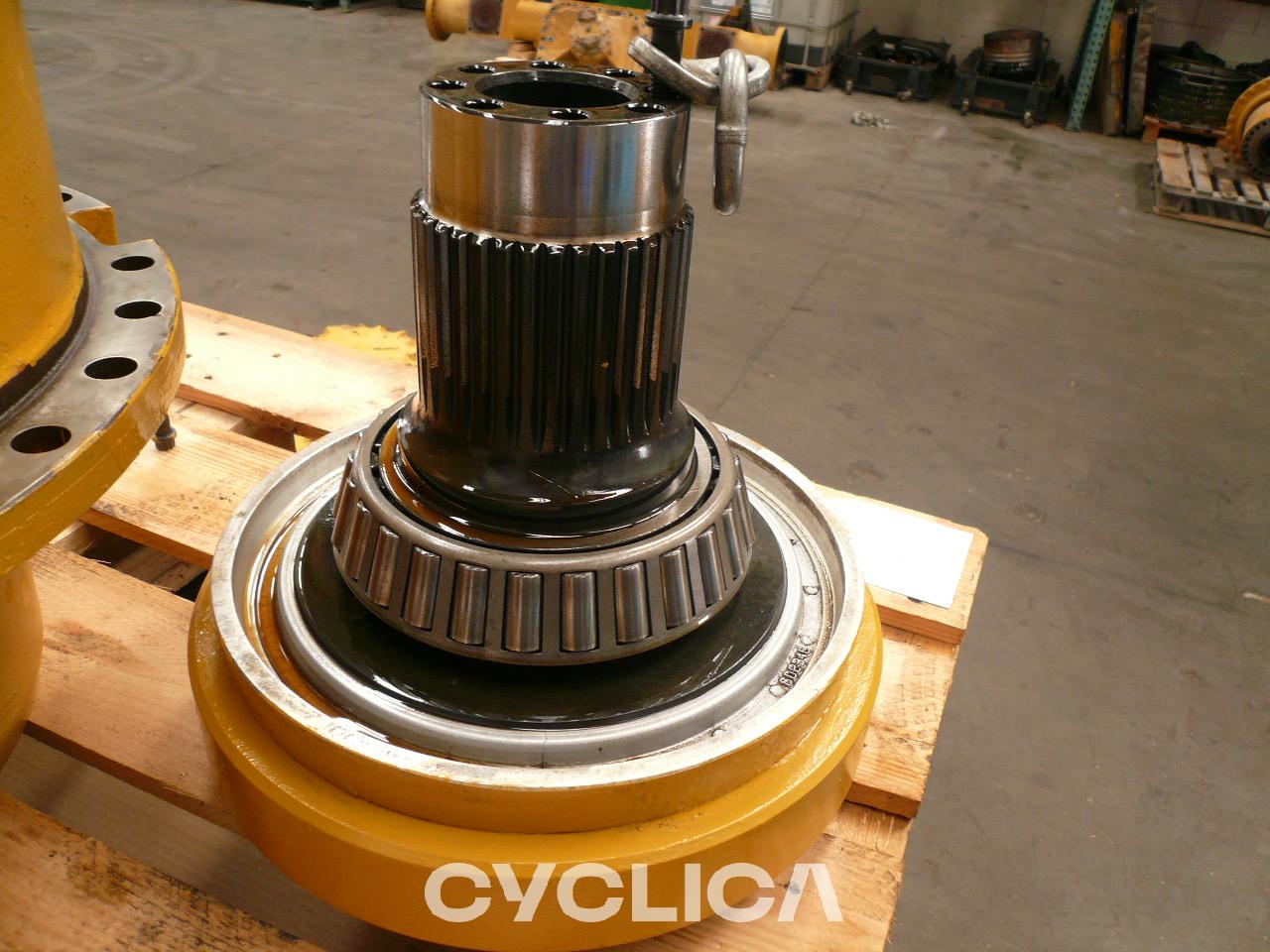 Grupe fuqie  735 8X0491 - 1
