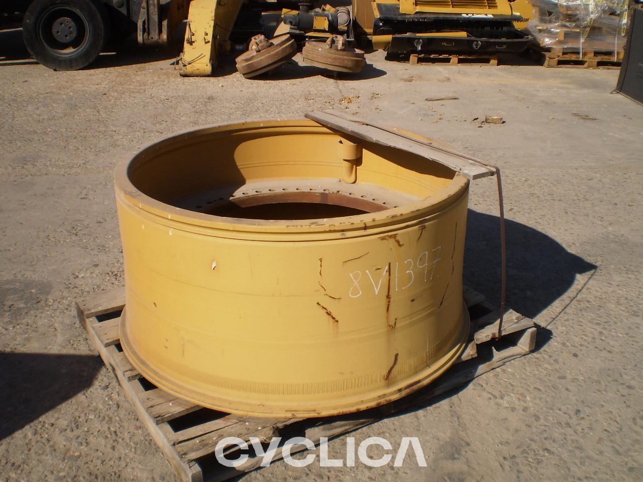 Power train  PIEZAS US 8V1397 - 1