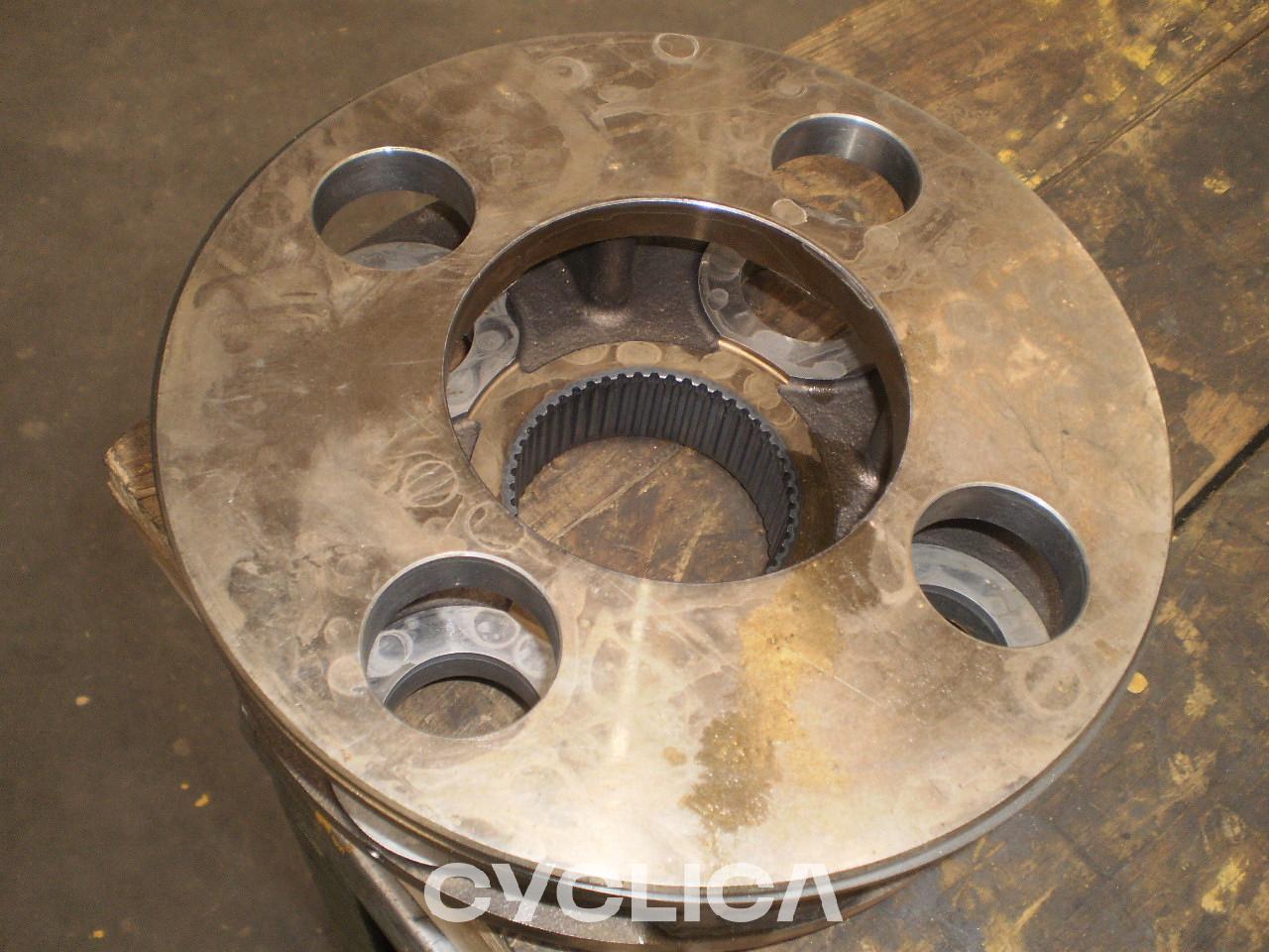 Pogonski sklop  D6T 3T5021 - 2