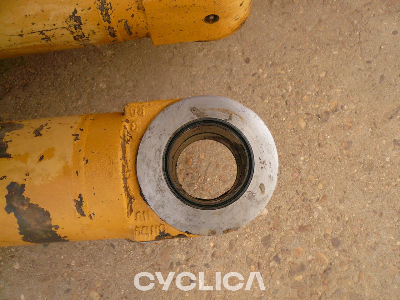 Hydraulique  330CLME 2502419 - 2