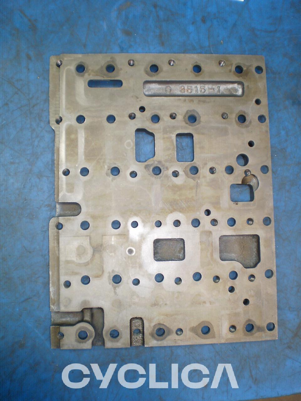 Hidraulički  773B 6P3515 - 1