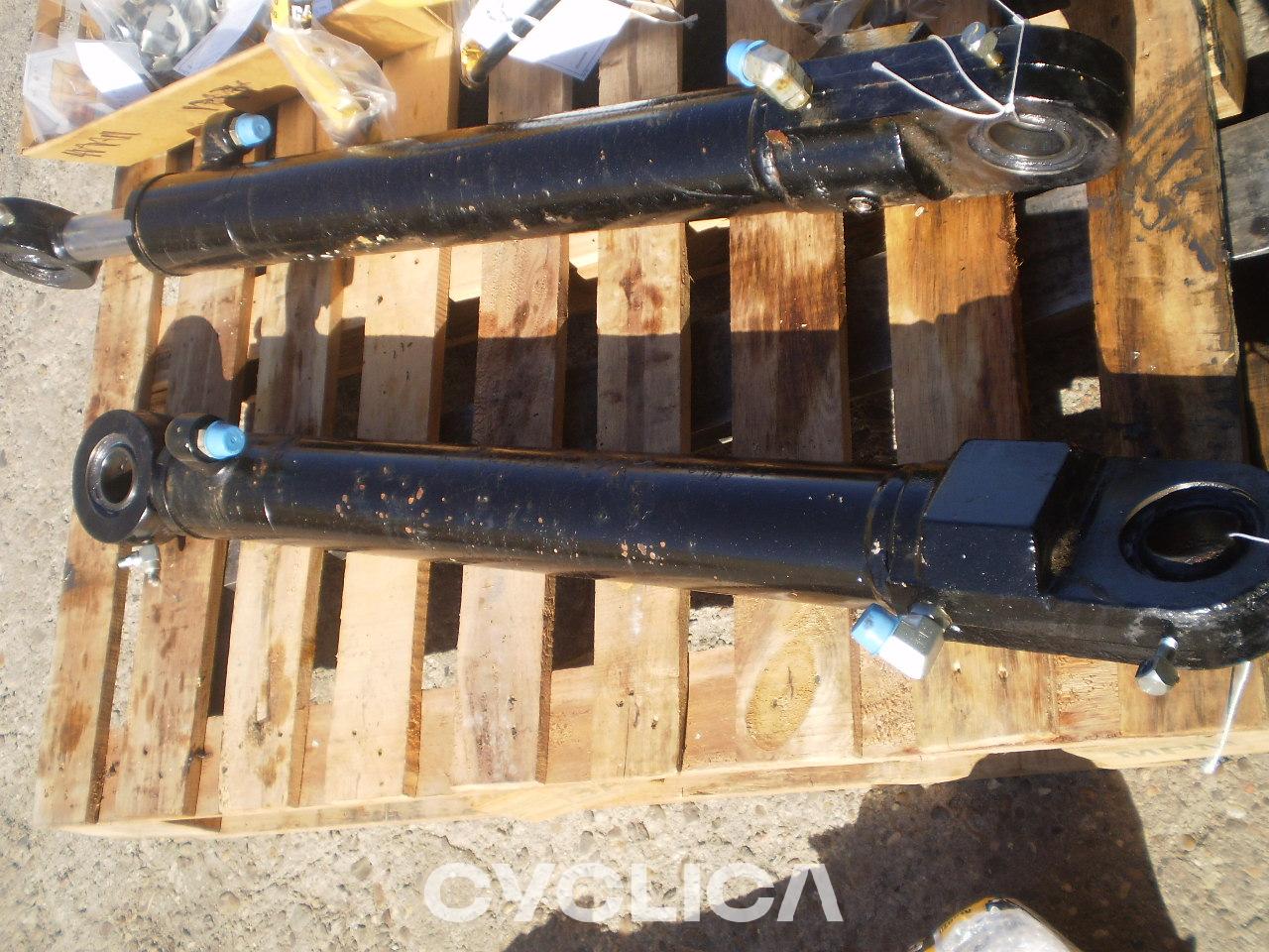 Hydraulic  962M 3596706 - 1