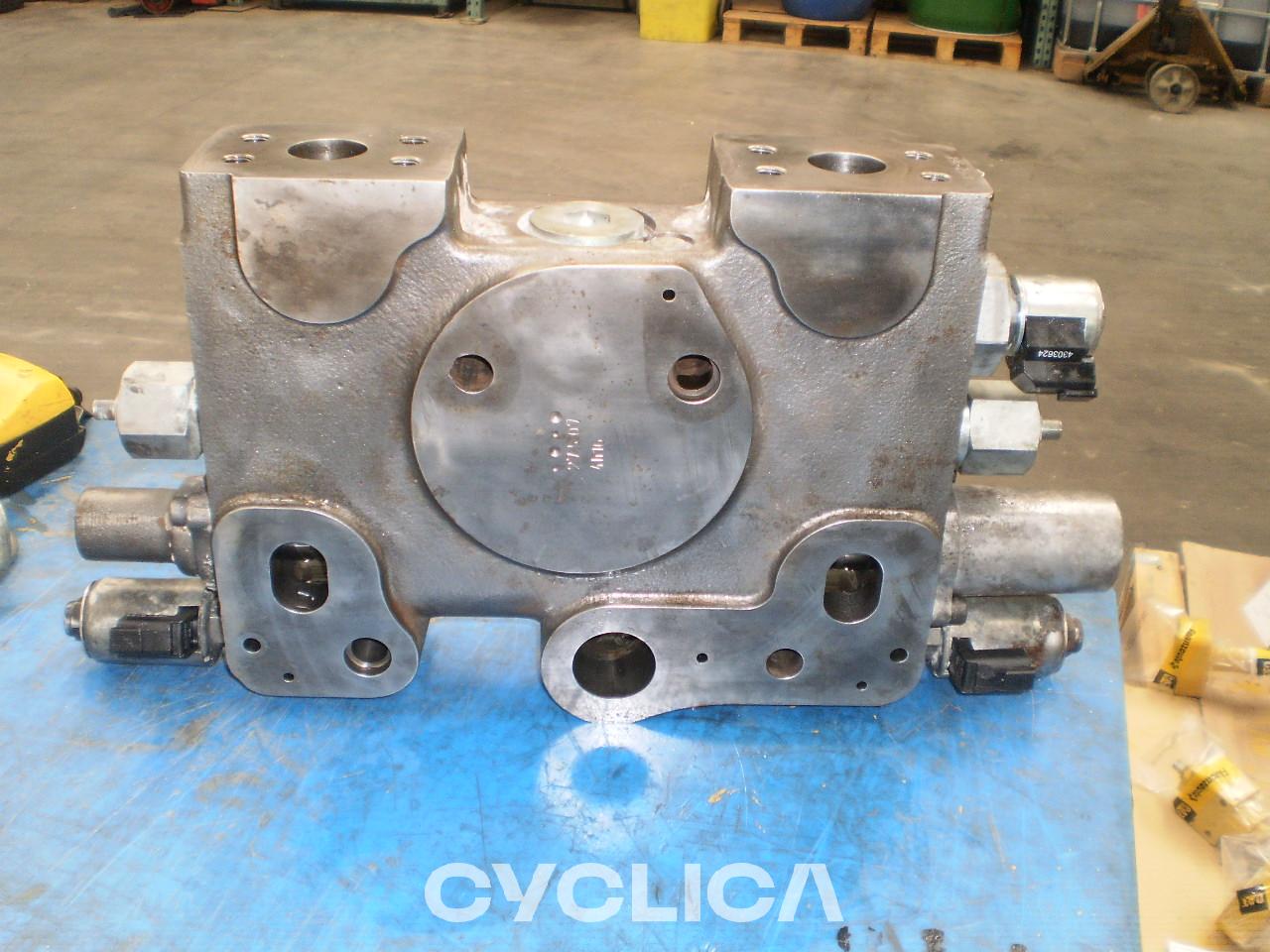 Hydraulic  950H 2610018 - 2