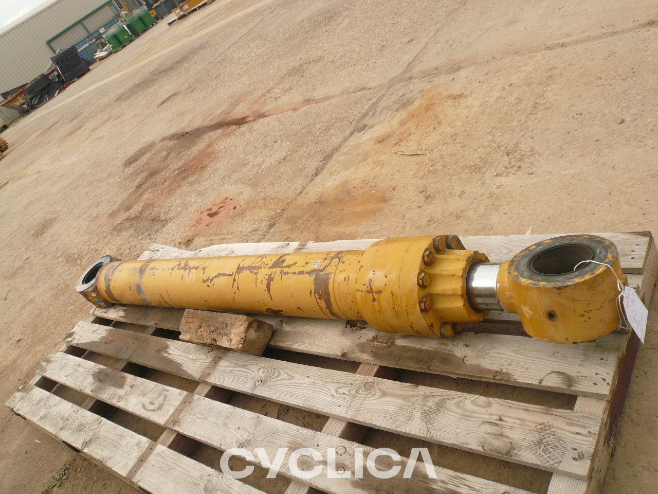 Hydraulic  365B II 2042823 - 2