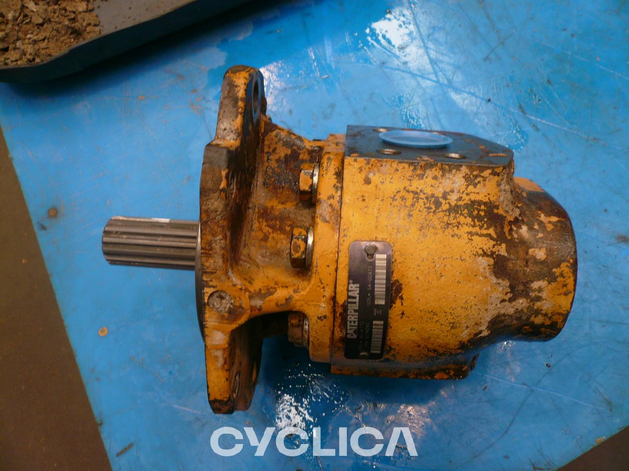 Hydraulic  775B 6E4772 - 1
