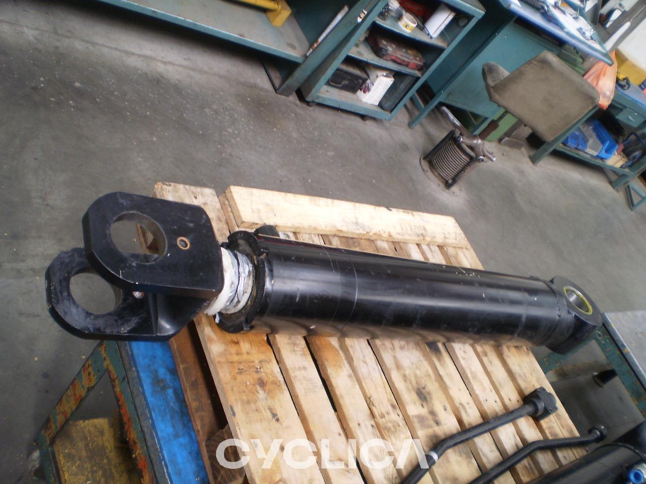 Hydraulic  962M 3475536 - 2