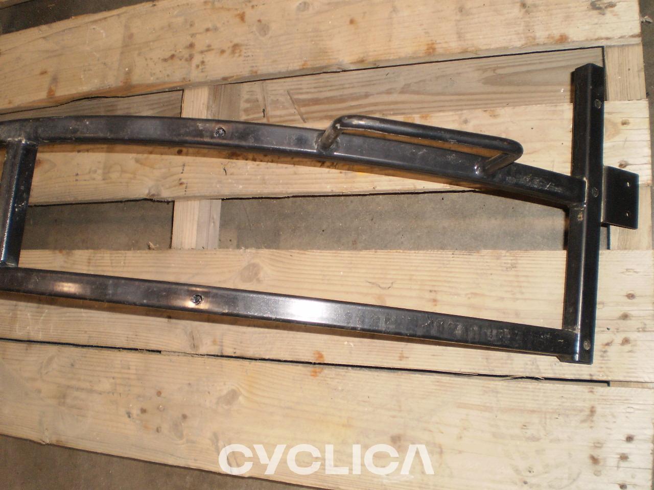 Drugi  PIEZAS US 2152643 - 2