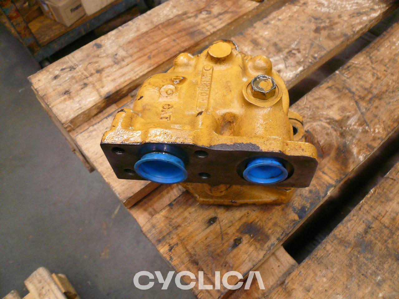 Hydraulic  735 1916117 - 2
