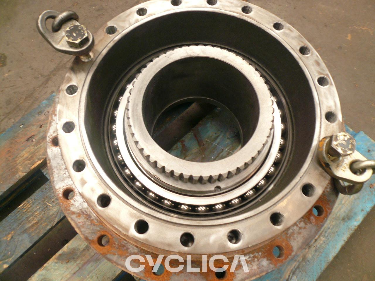 Power train  330CLME 2276103 - 2