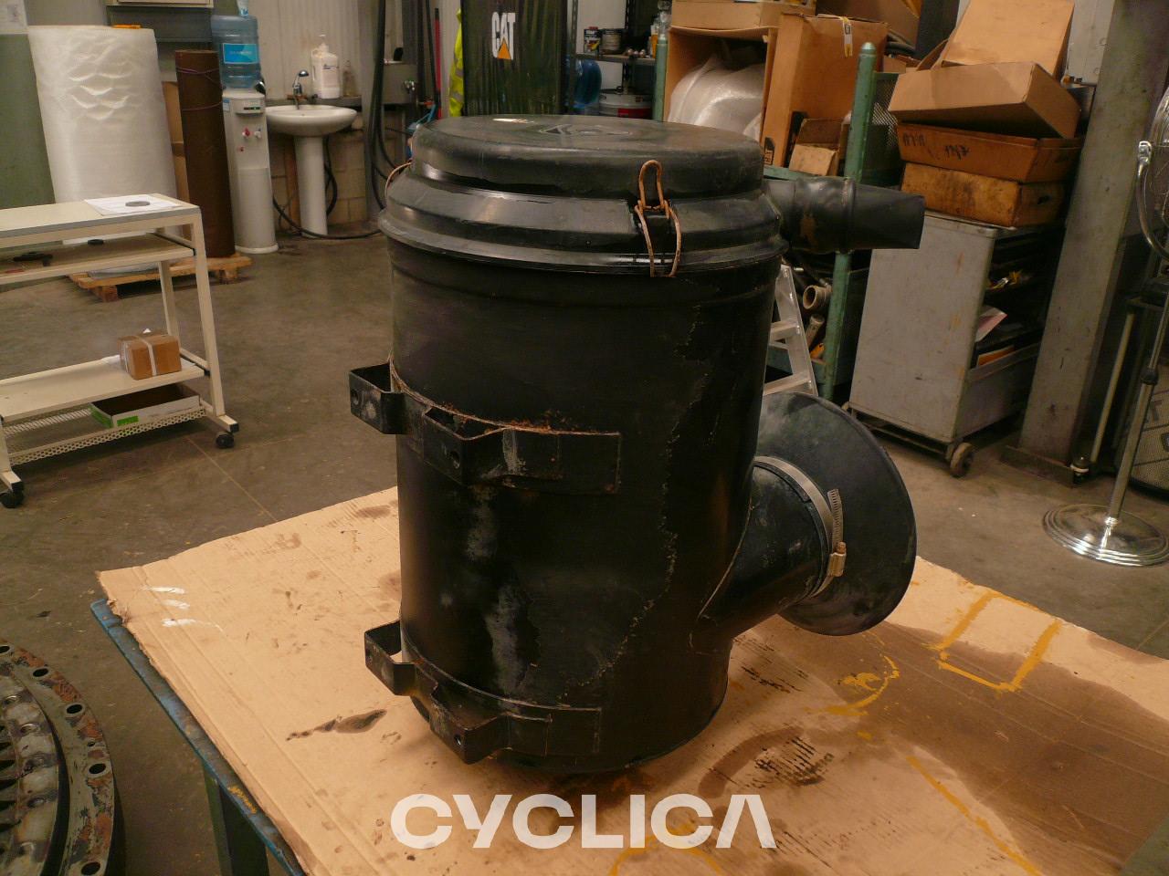Filtering components  330CLME 1932714 - 2