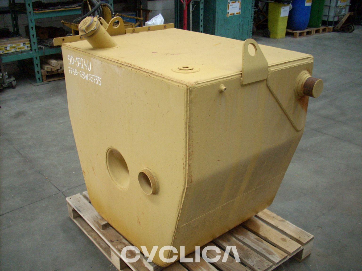 Hydraulic  773B 9D9724 - 2