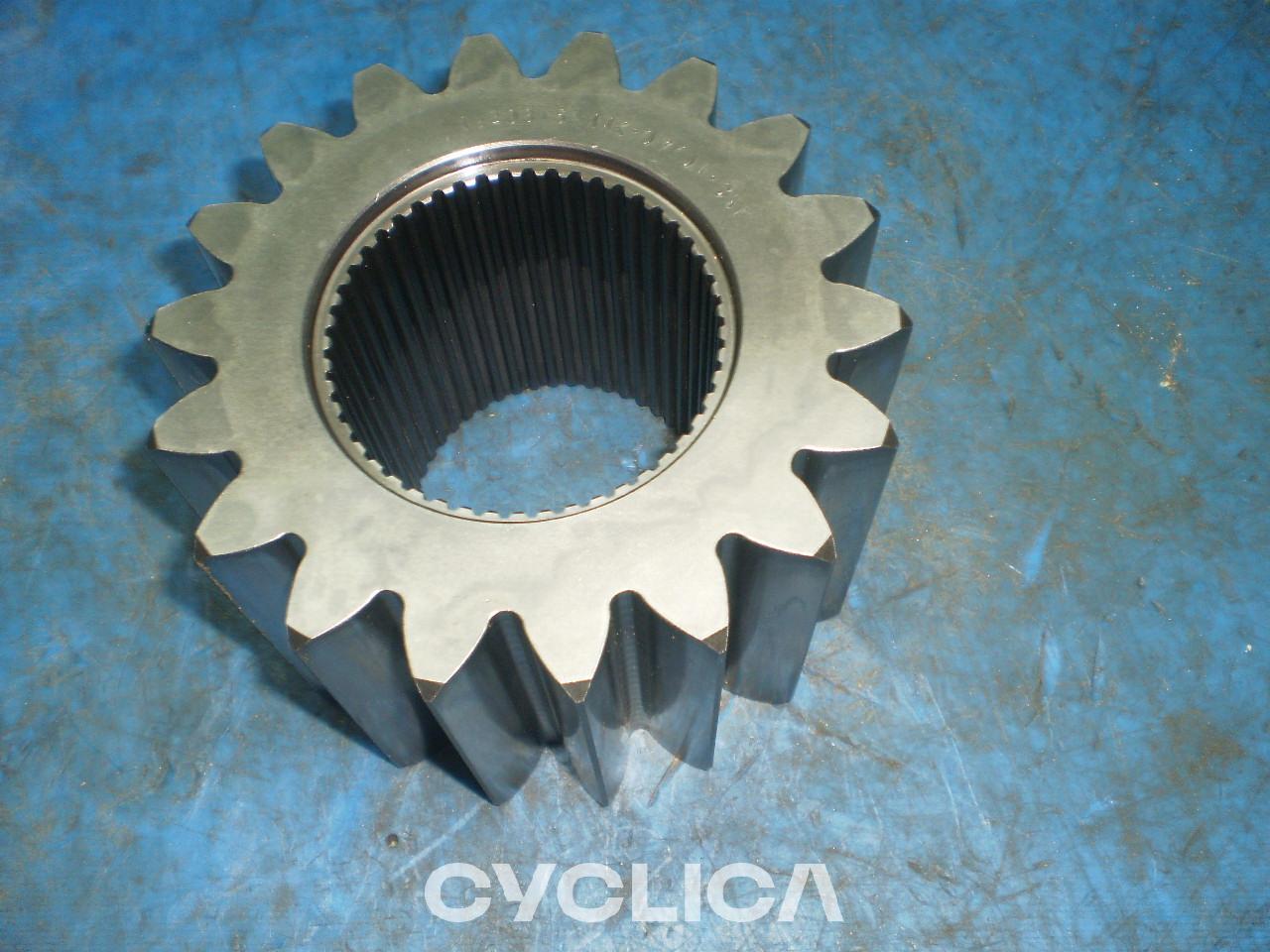 Power train  988G 1920815 - 1