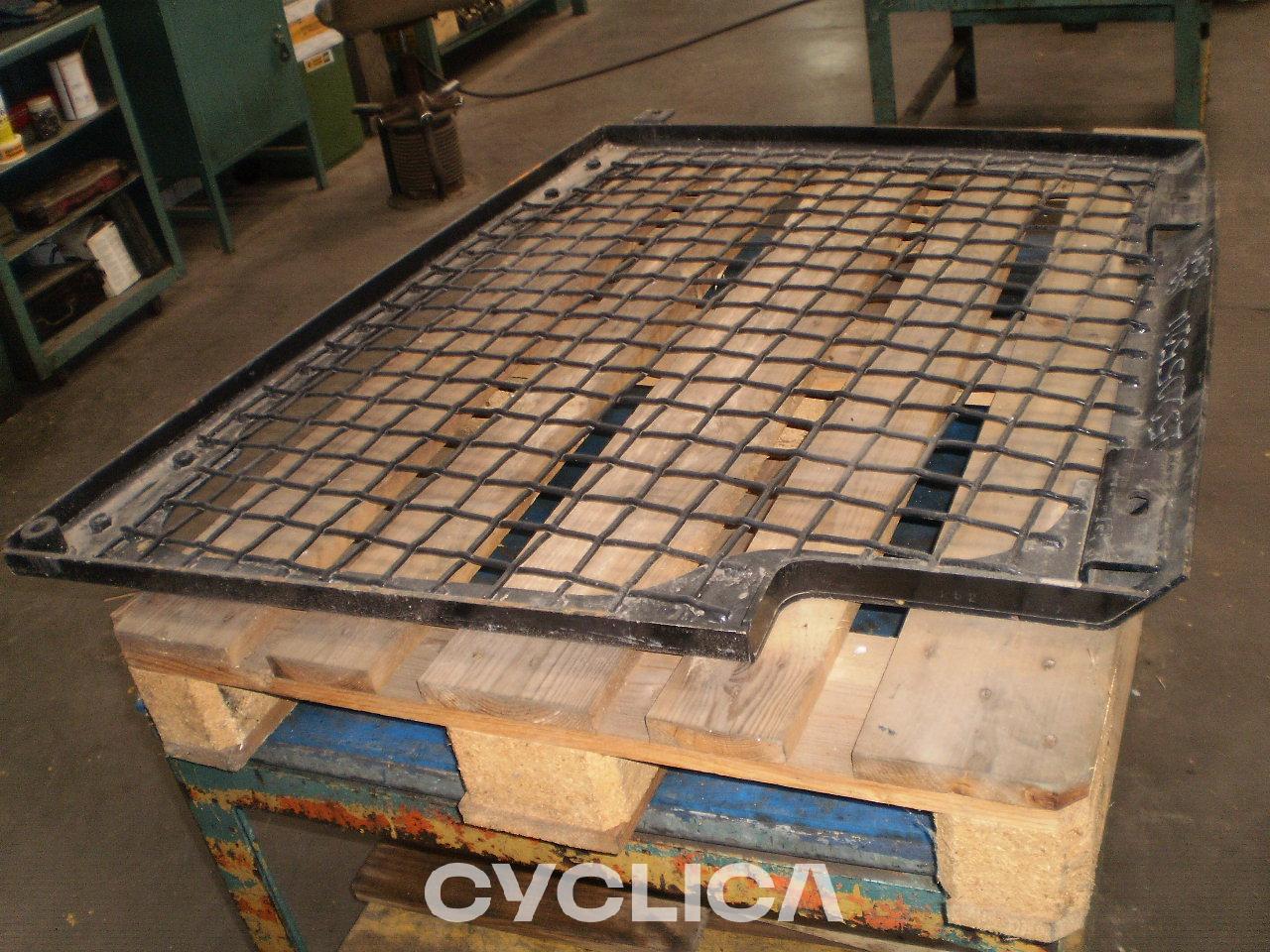 Others  PIEZAS US 2520552 - 1