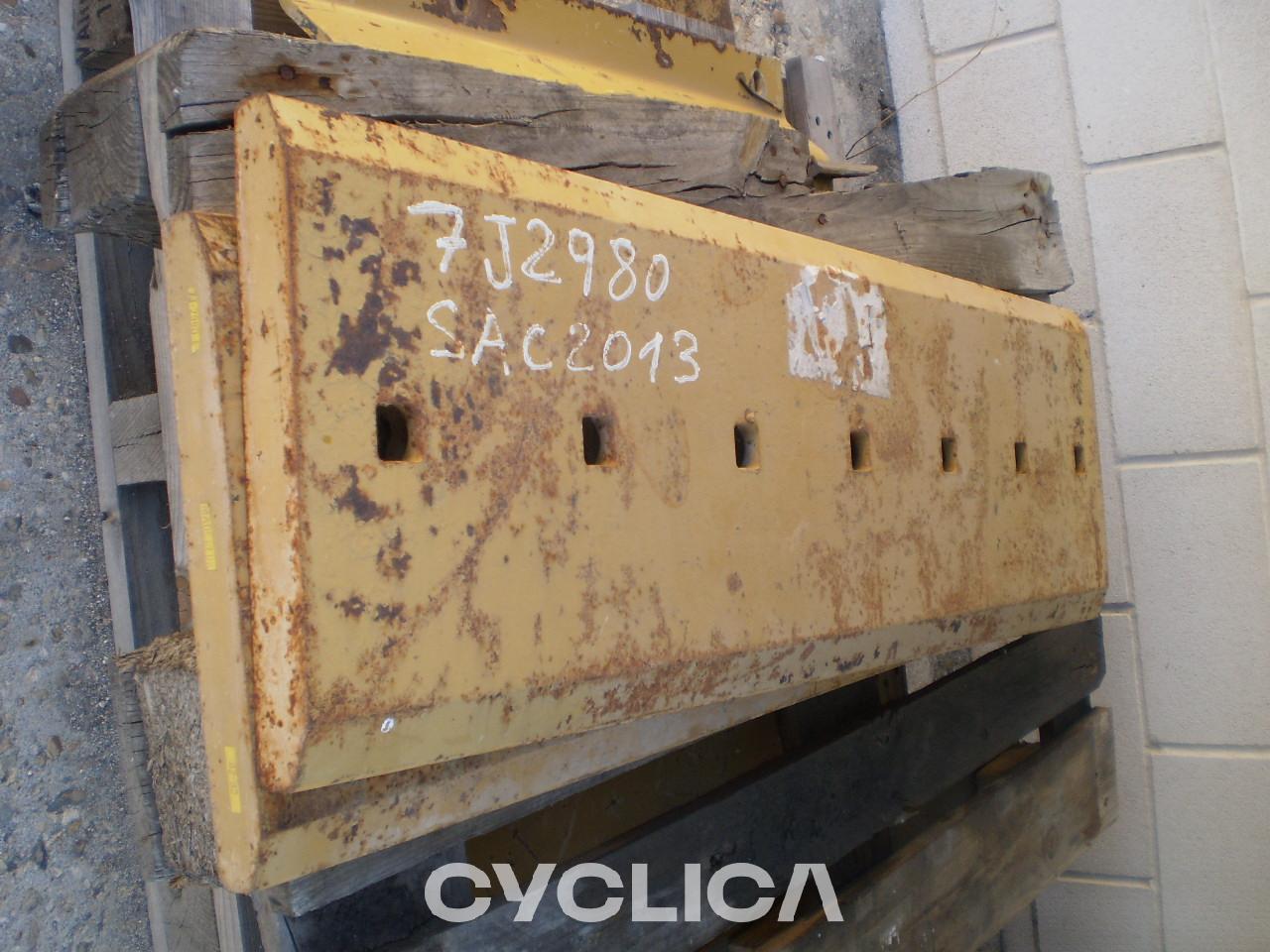 Implements  PIEZAS US 7J2980 - 2