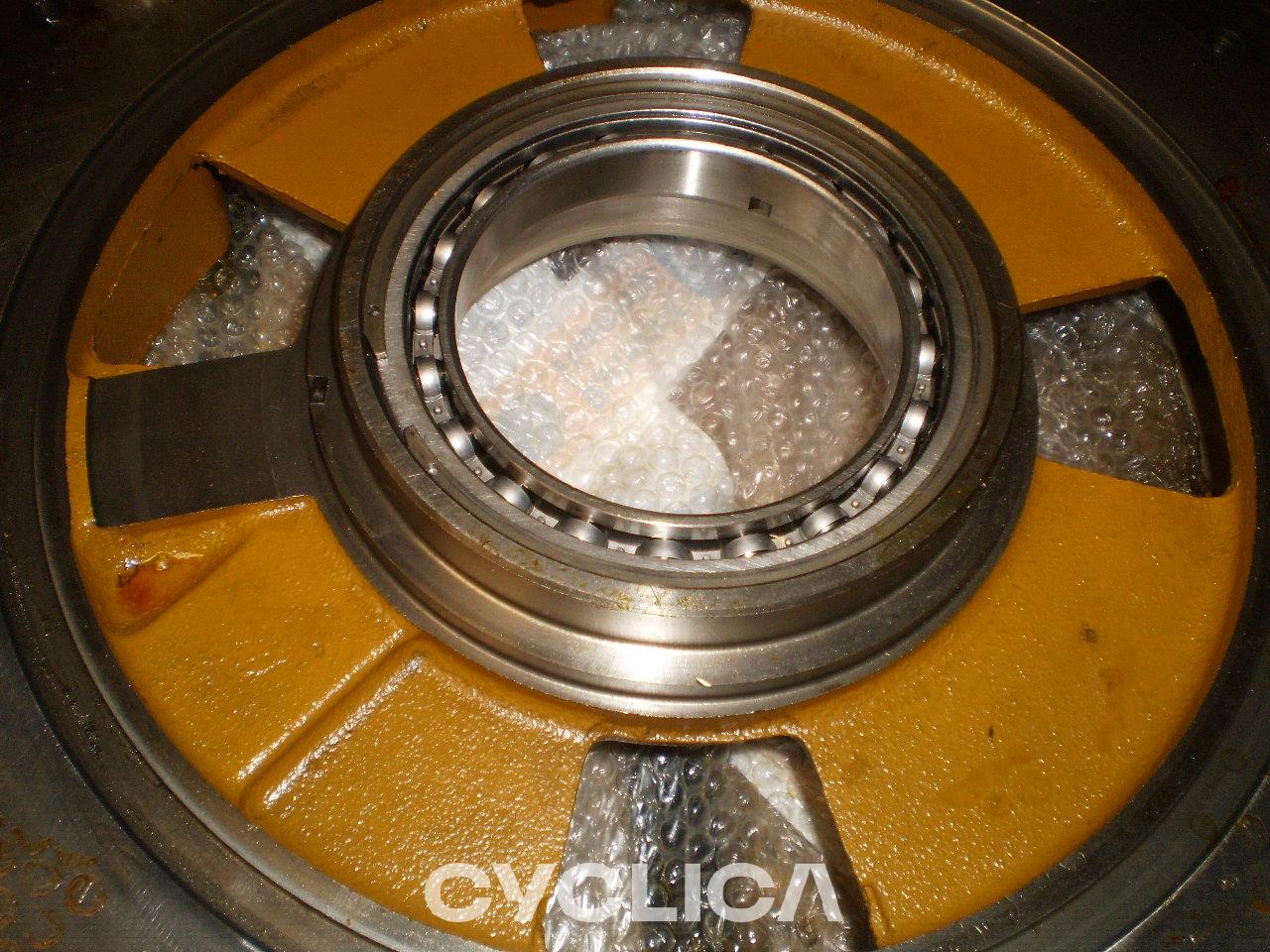 Pogonski sklop  988B 6T6051 - 2