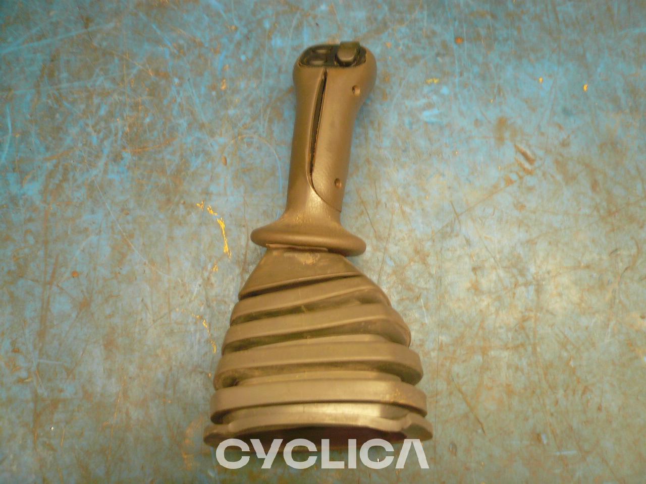 Electronic components  330CLME 1879880 - 1