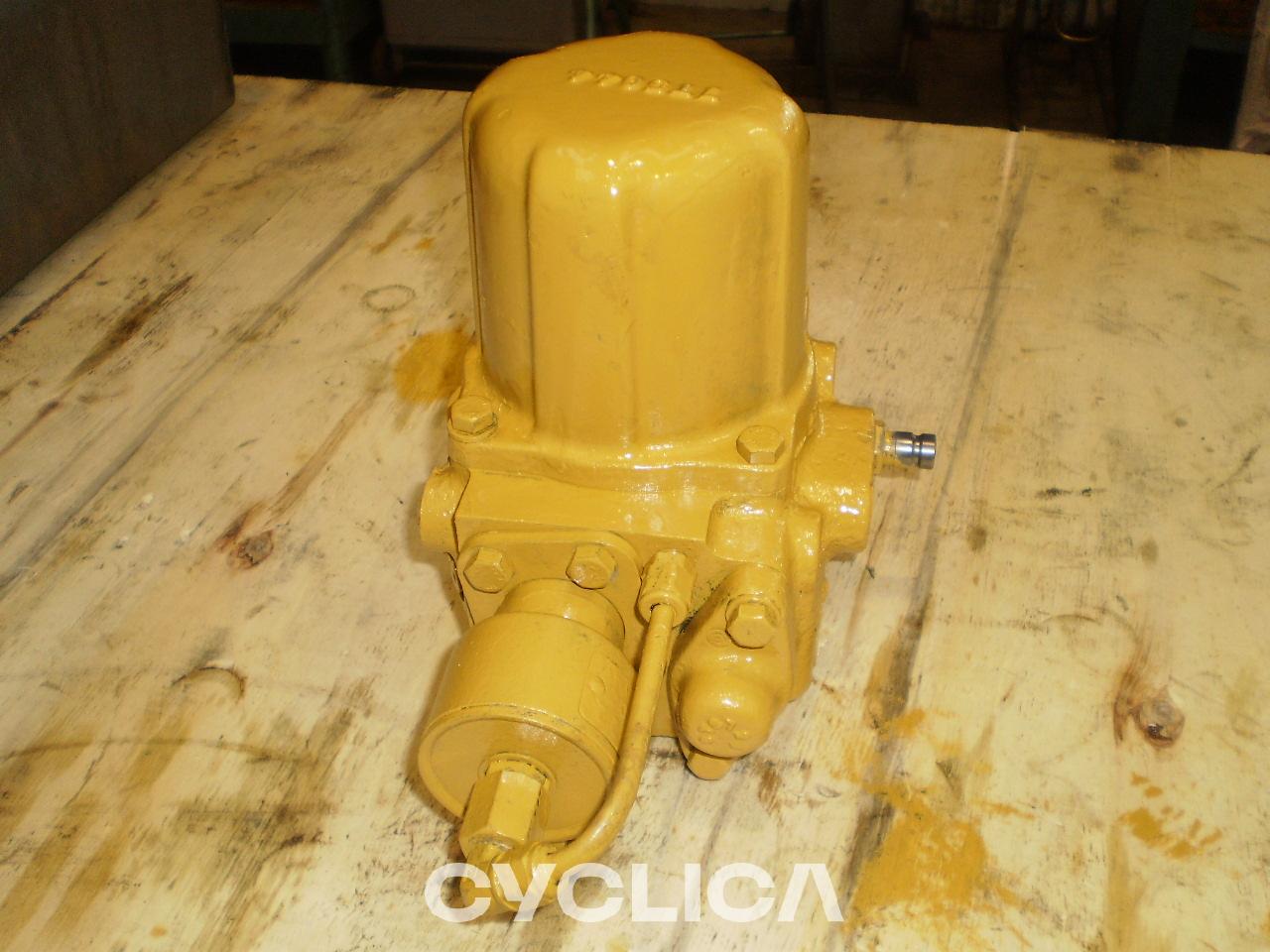 Hydraulic  773B 6T3722 - 1