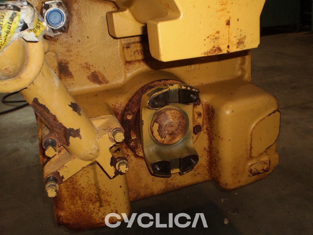 Pogonski sklop  988G 1922914 - 2