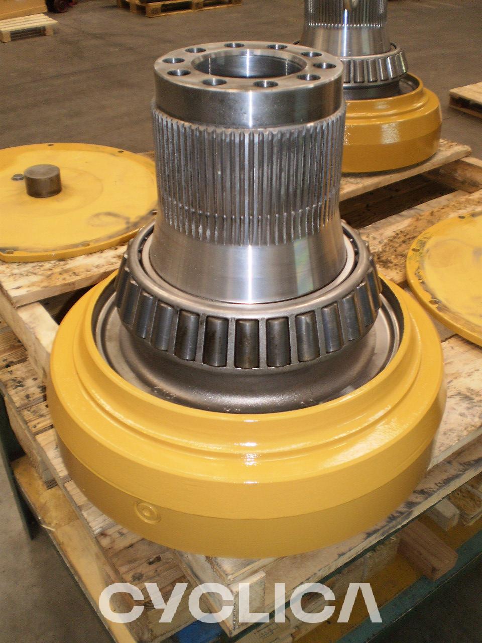 Pogonski sklop  988G 1476457 - 1