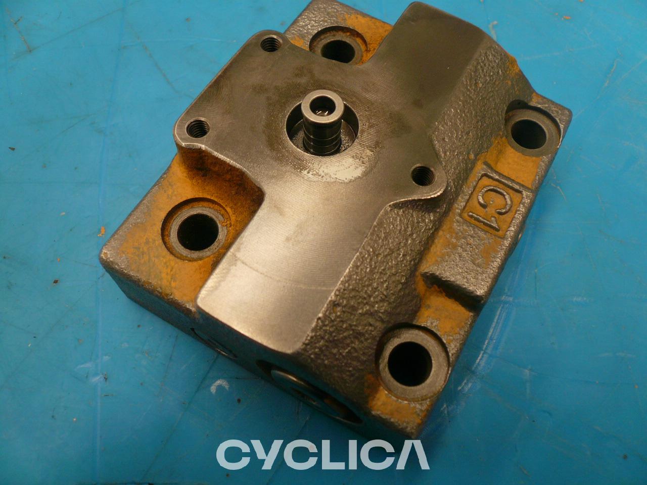 Hidraulični  PIEZAS US 4557940 - 1