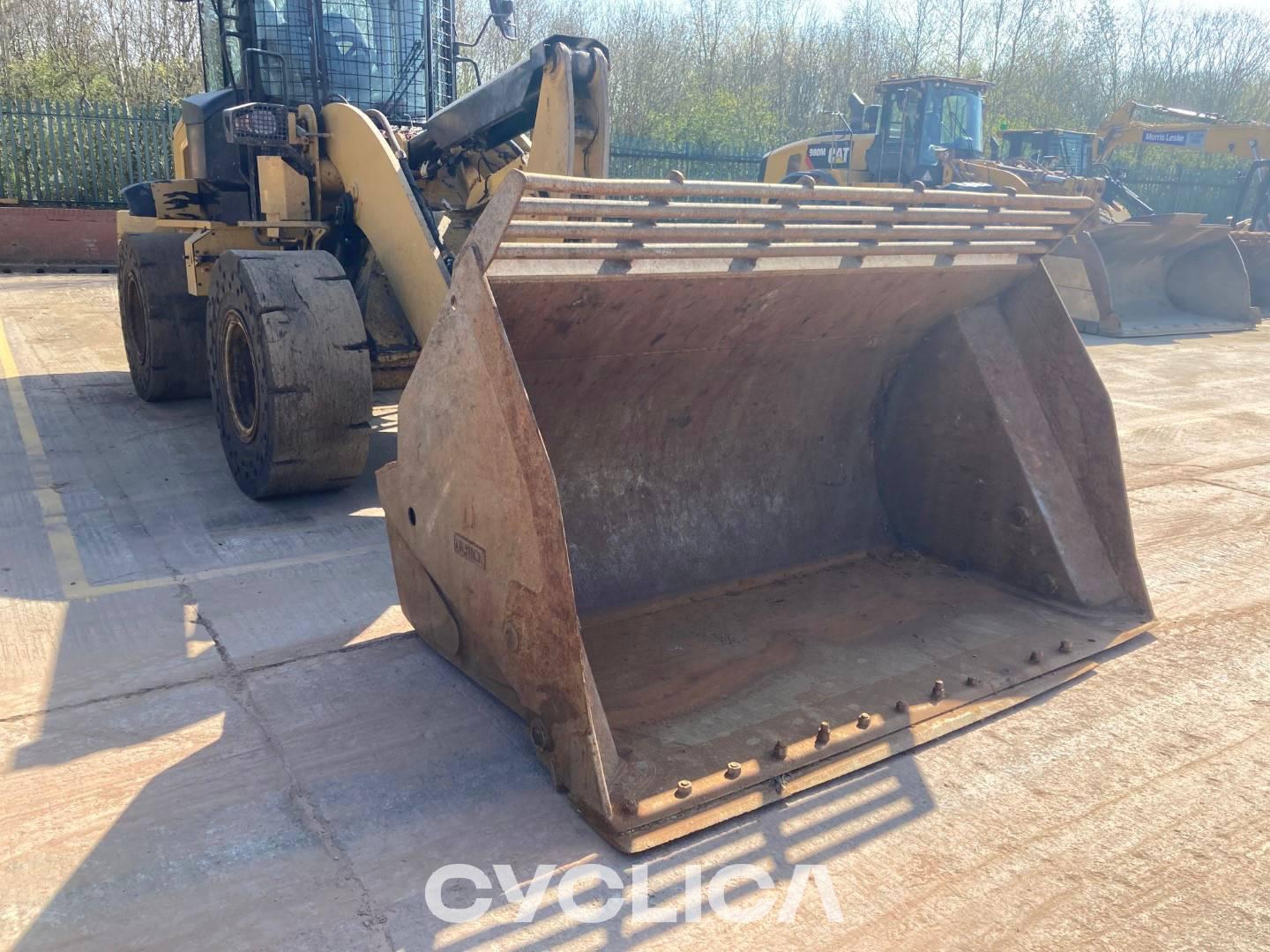 Натоварувачи на тркала  938M P5K00754 - 12