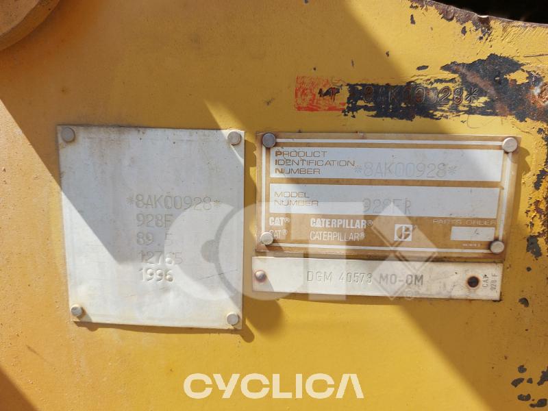 Utovarivači  928F 8AK00928 - 18