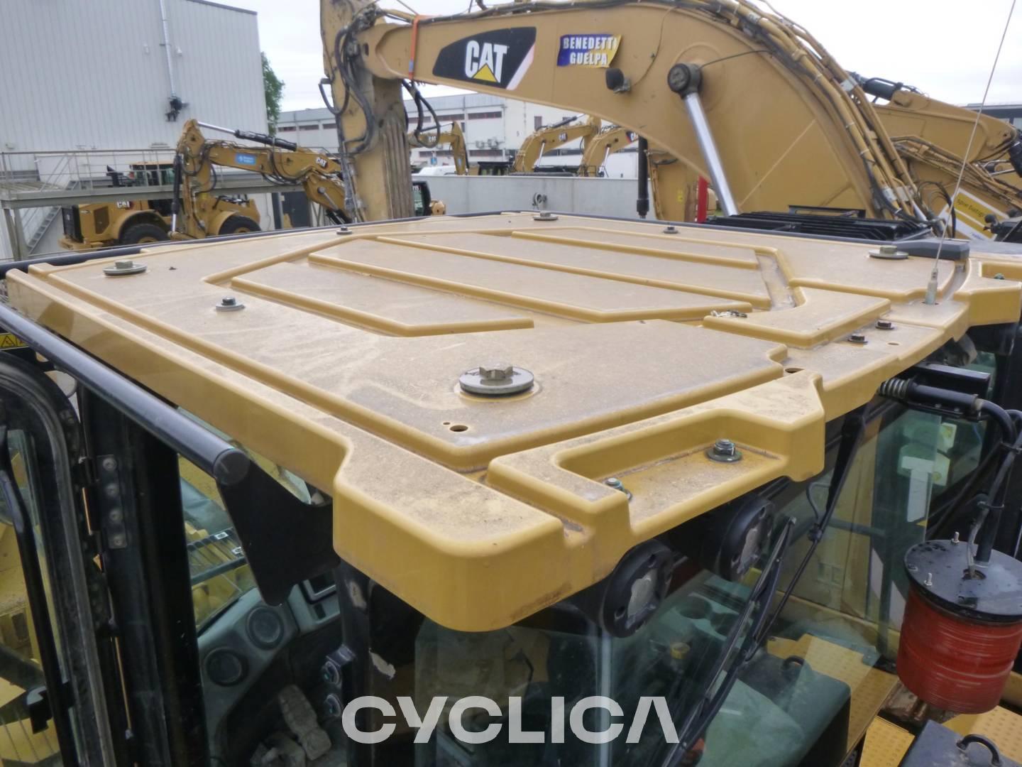 Wheel loaders  966M EJA02174 - 25