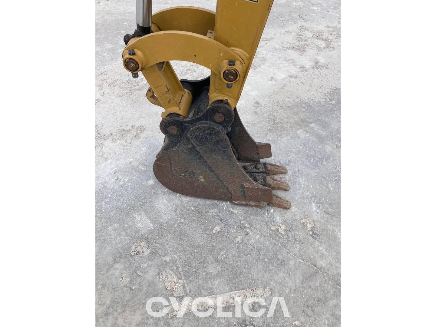 Pelles sur chenilles  302.7-07CR CZ602113 - 16