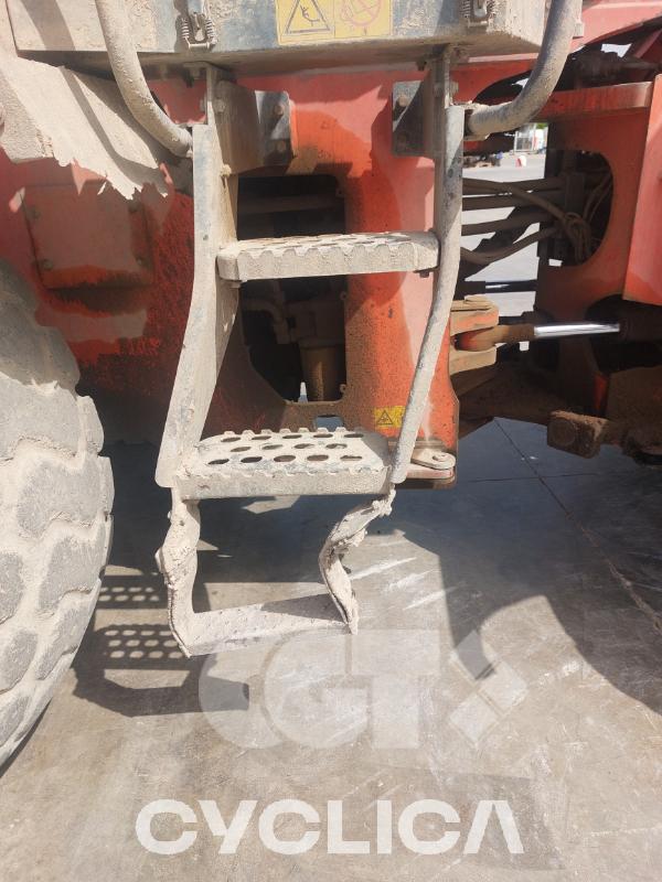 Wheel loaders  ZW220 00000116 - 11
