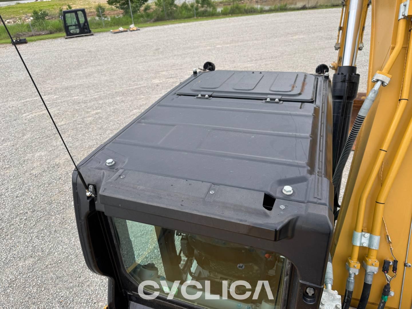 Crawler excavators  33007GC SCZ20081 - 20