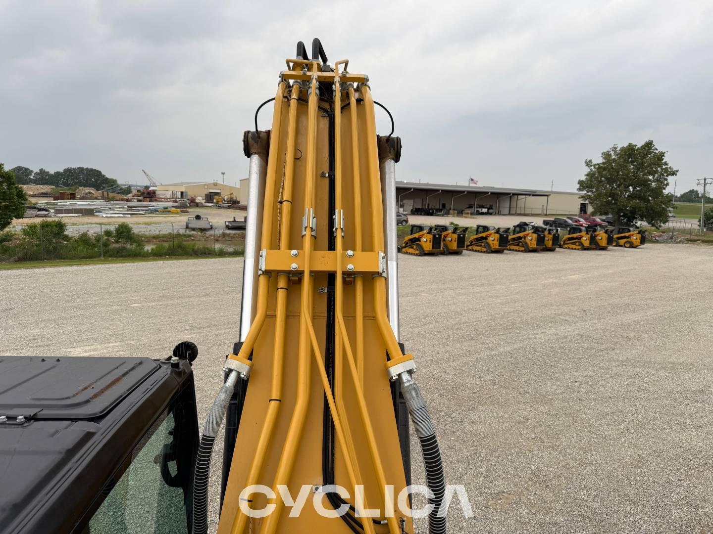 Crawler excavators  33007GC SCZ20081 - 22