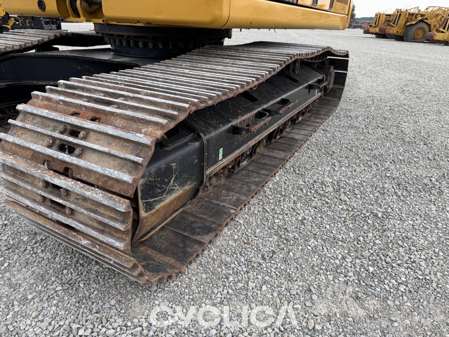 Crawler excavators  33007GC SCZ20081 - 25