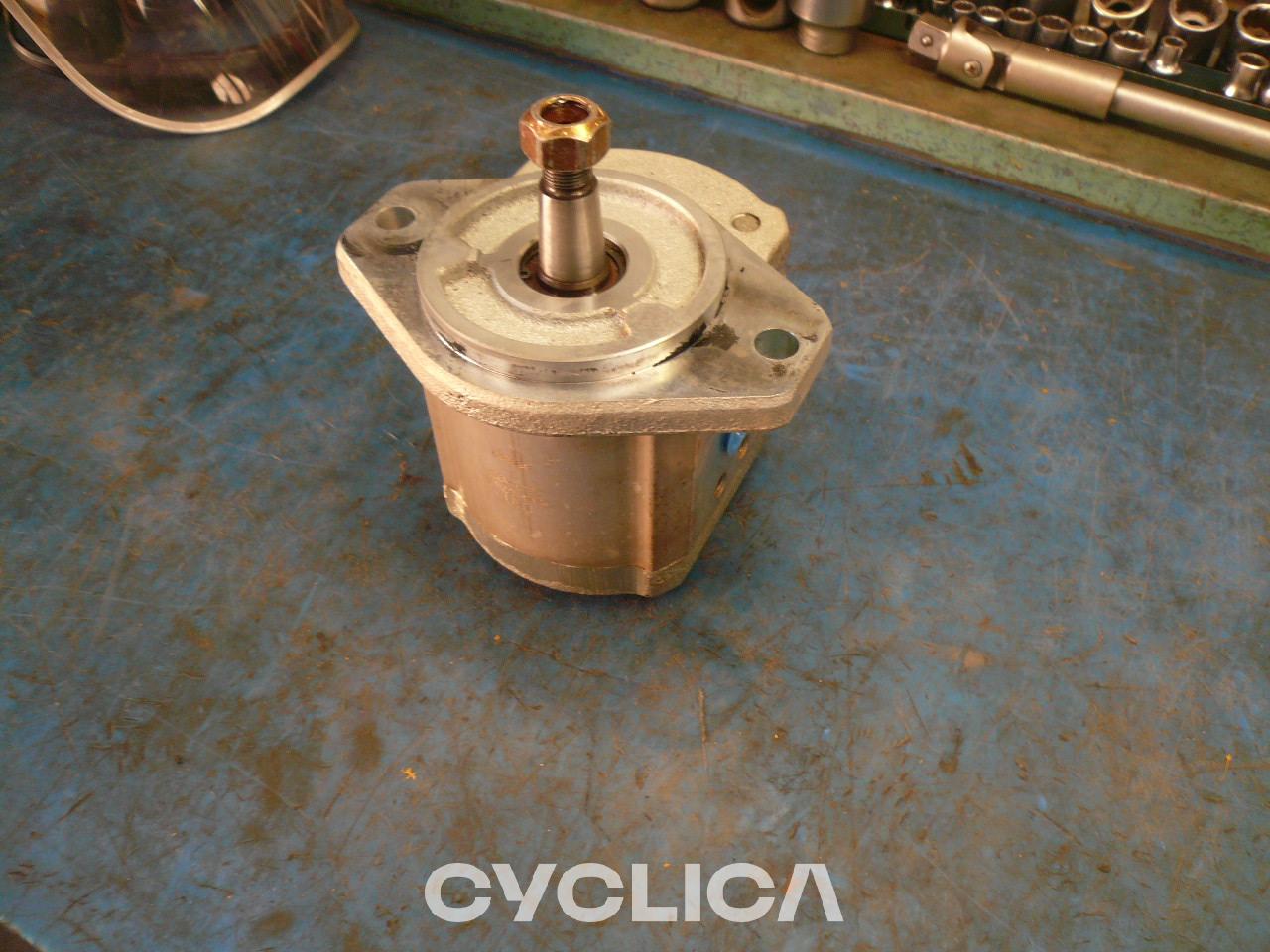 Hydraulique  735 2406746 - 1