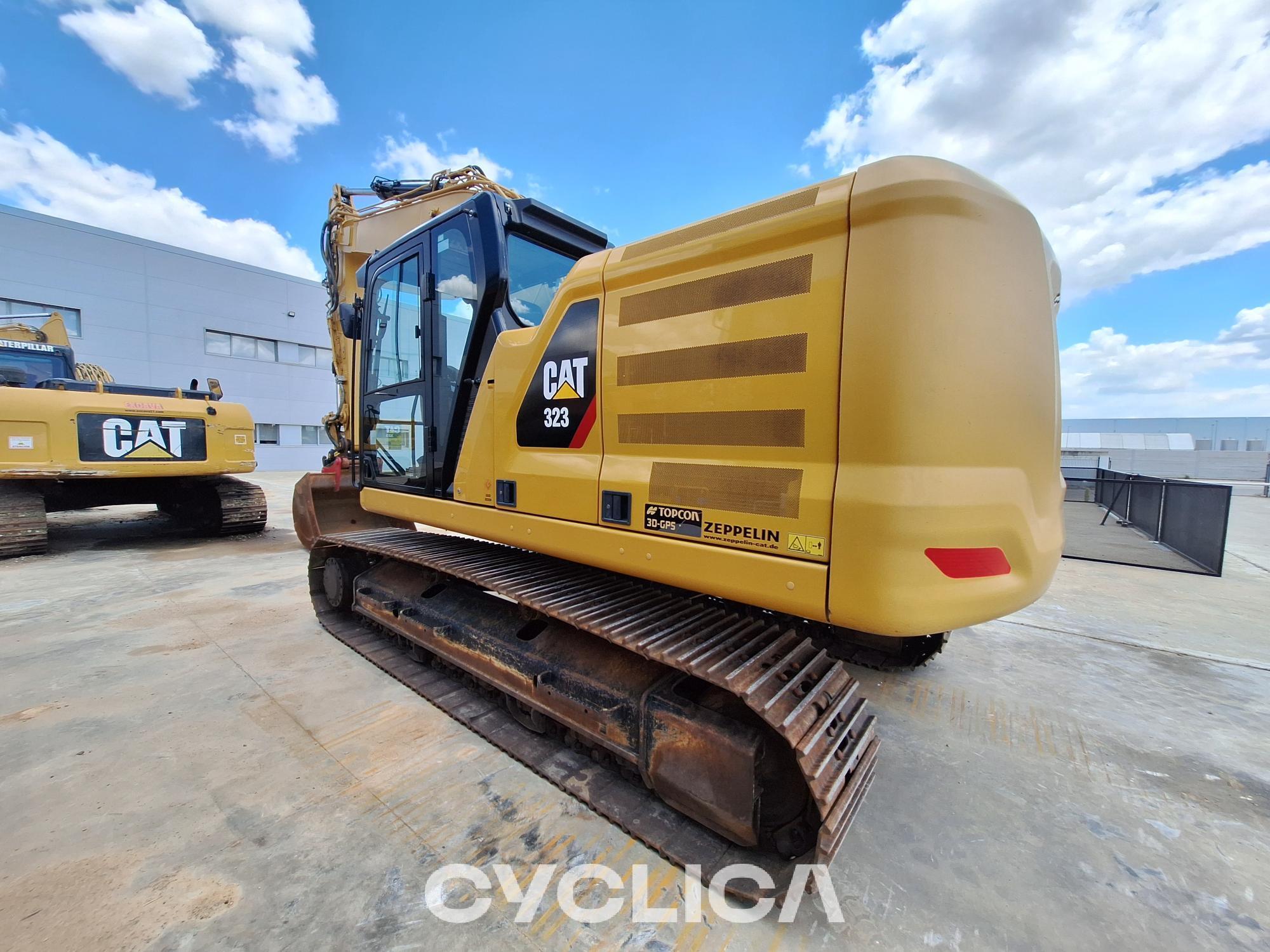 Crawler excavators  323E HDT00207 - 2