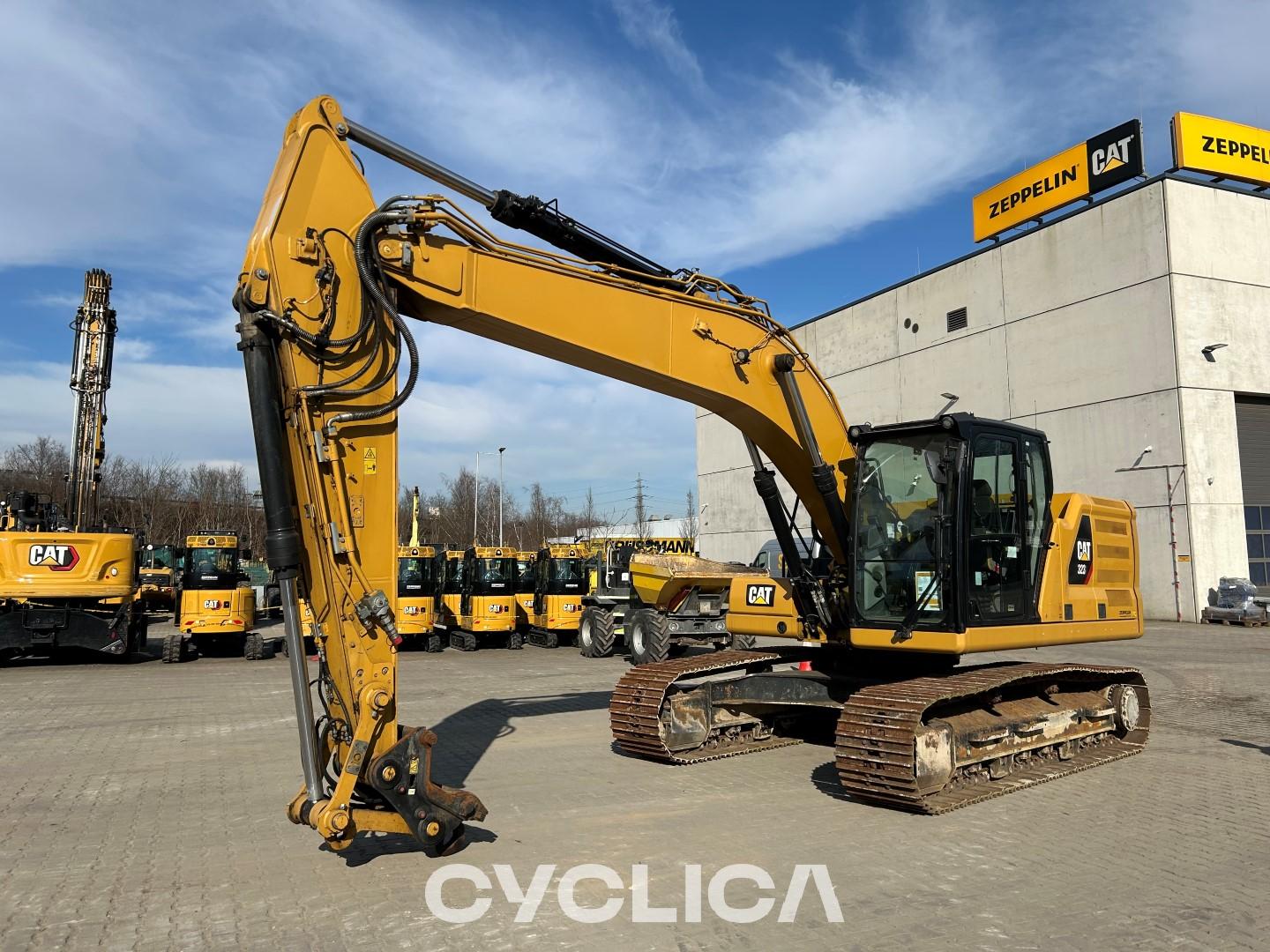 Crawler excavators  323E HDT00198 - 1