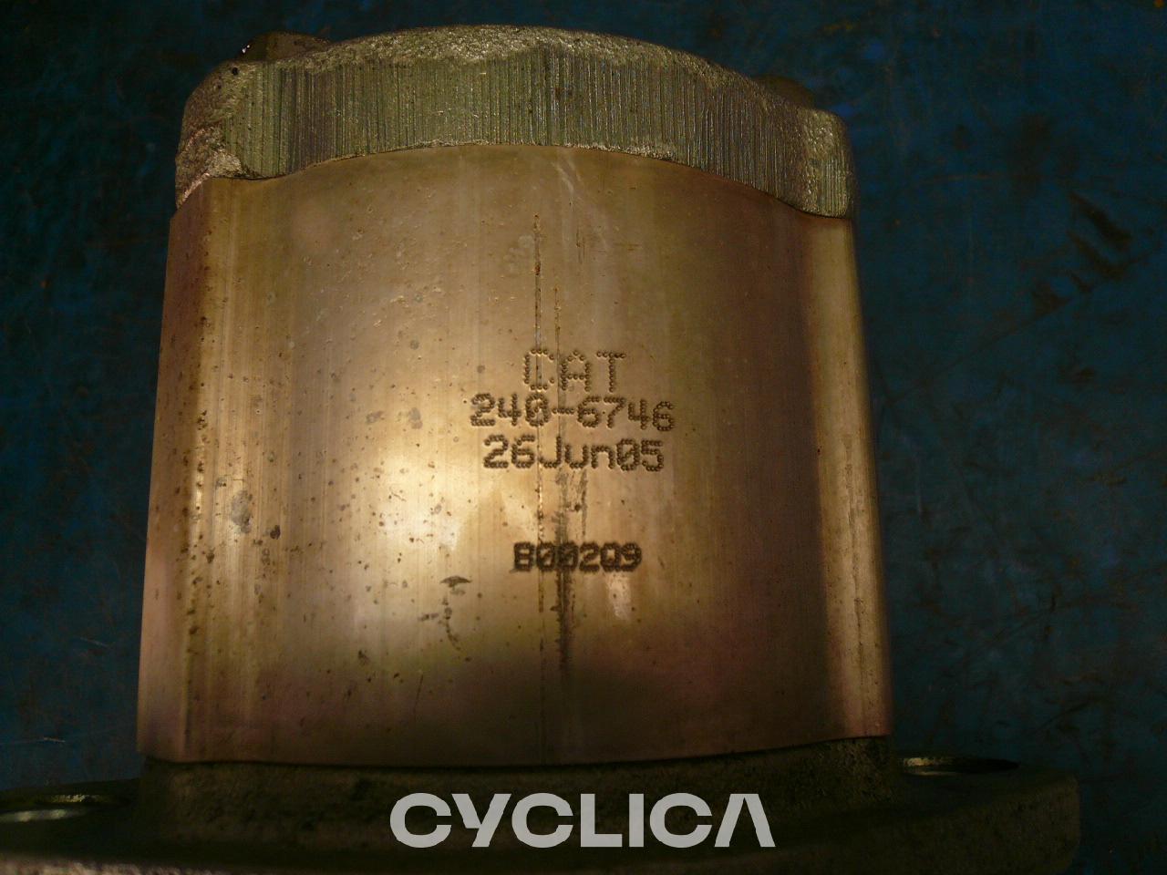 Hydraulique  735 2406746 - 3