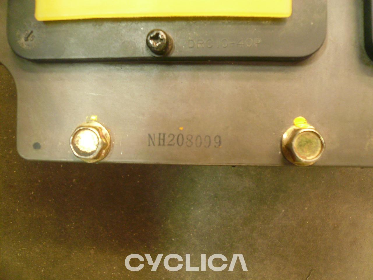 Electronic components  PIEZAS US 1263032 - 3