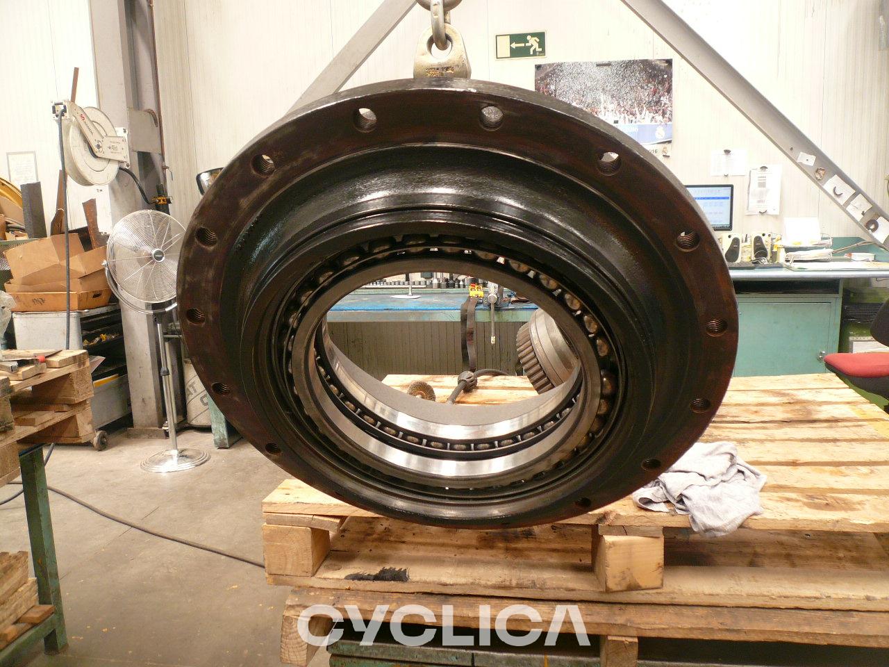 Running Parts  330CLME 1994580 - 3