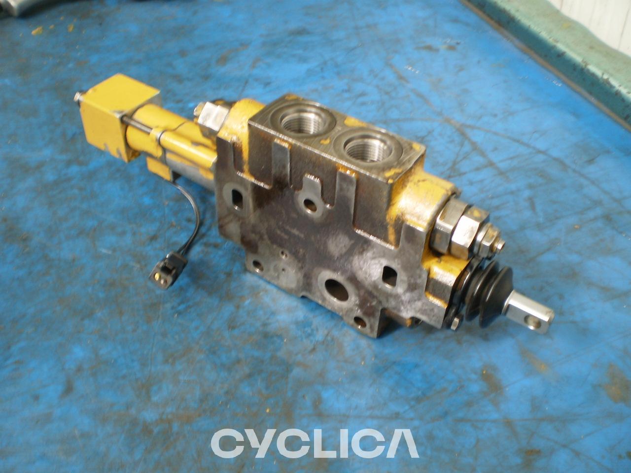 Hydraulic  428DAA 1914032 - 3