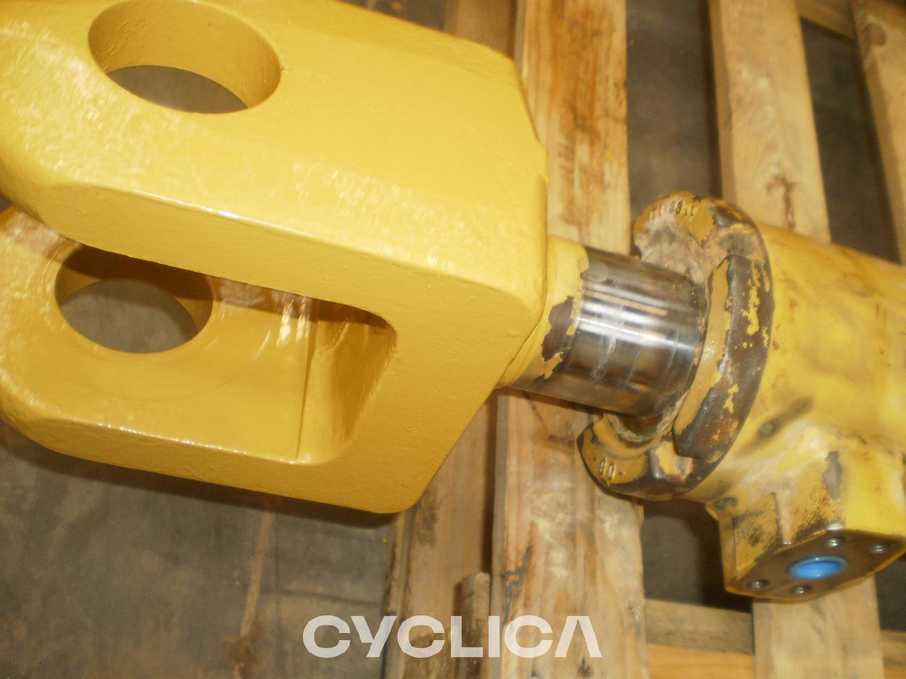 Hydraulic  988G 2594733 - 3