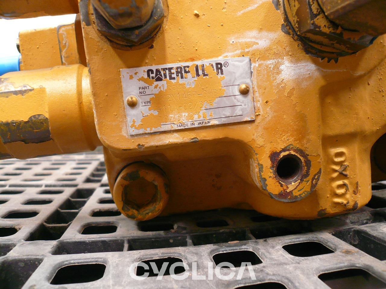 Hydraulic  345B II 1659337 - 3