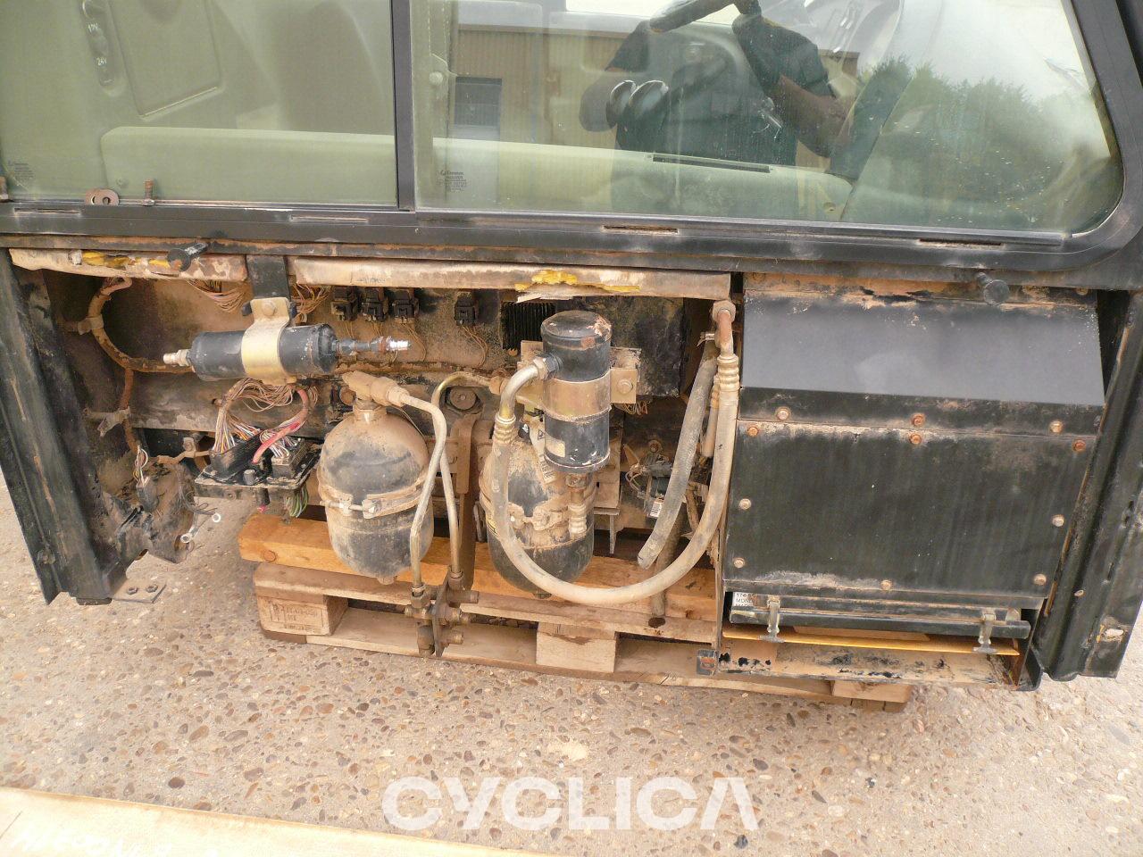 Drugi  735 1CB735 - 6