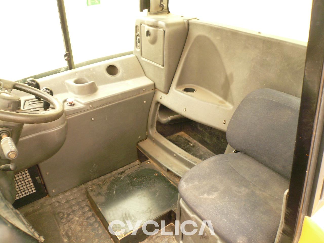 Drugi  735 1CB735 - 5